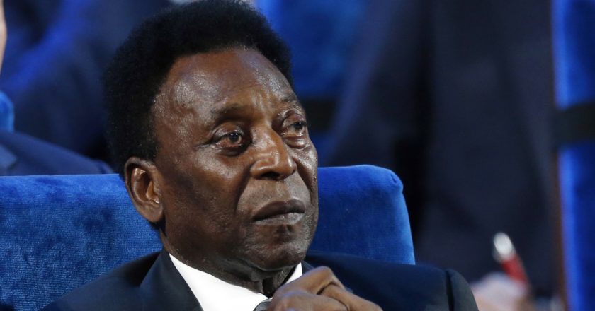 Hija de Pelé publica foto con su padre y afirma que «se recupera bien»