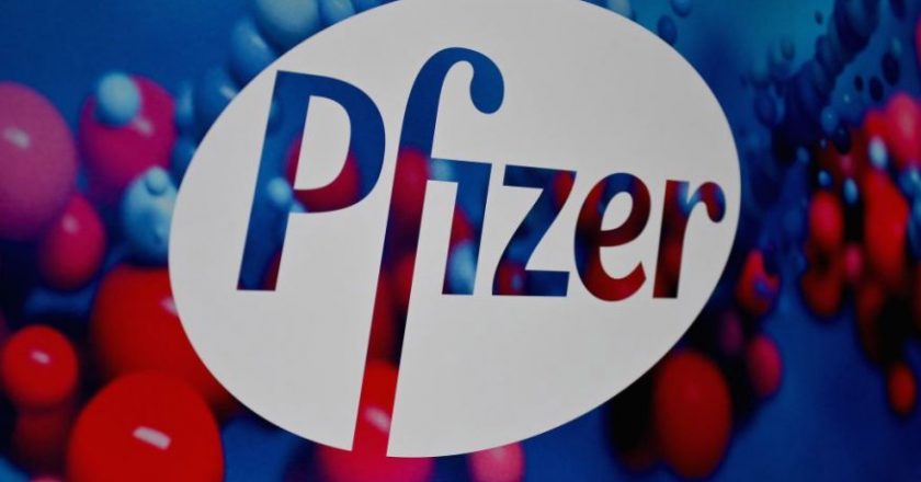 Pfizer inicia ensayos en humanos de vacuna contra gripe con ARN mensajero