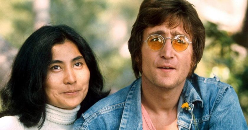 Subastan canción inédita de John Lennon grabada hace más de 50 años