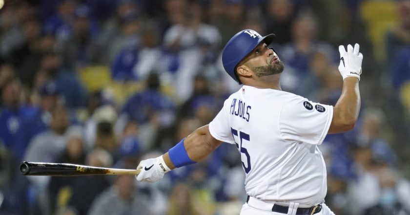 Una vez más Albert Pujols se luce, bateó de 2-2 en el 3er juego de Serie Divisional