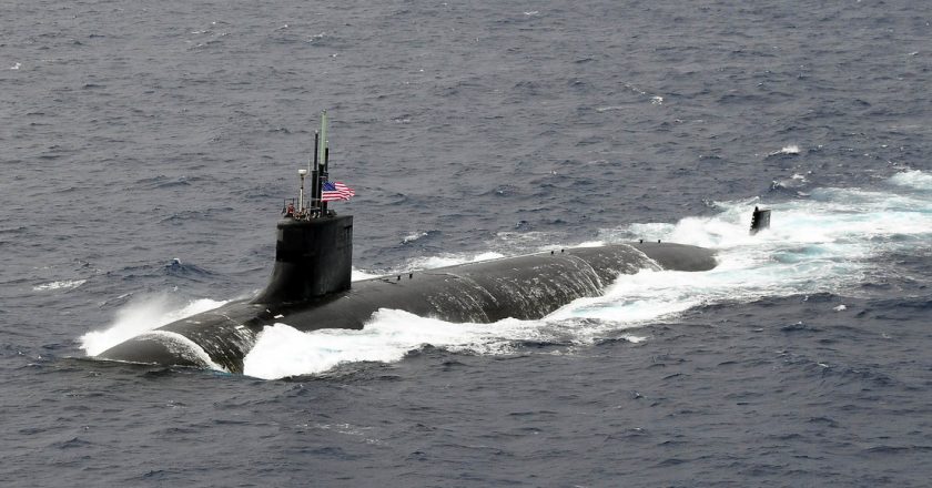 Arrestan pareja esposos EE.UU. trató vender secretos submarinos nucleares