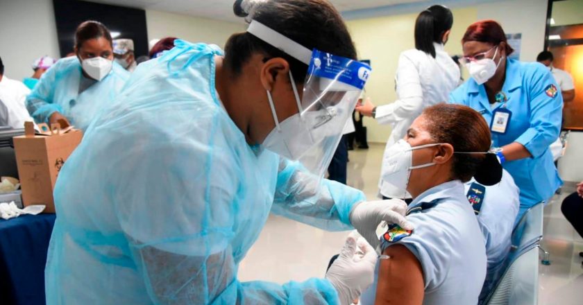 Gobierno ha ofrecido vacunas contra COVID19 a otros países para evitar que caduquen
