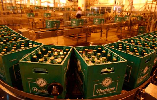 Colmaderos dicen distribuidores acaparan cervezas para venderlas a sobreprecio